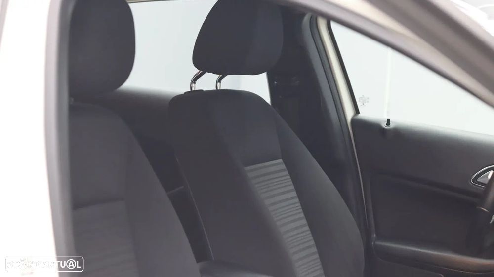 Mercedes-Benz A 180 - 28