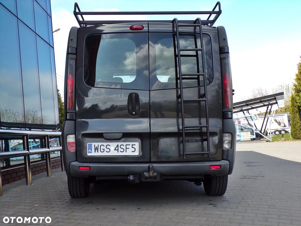 Renault TRAFIC - 10