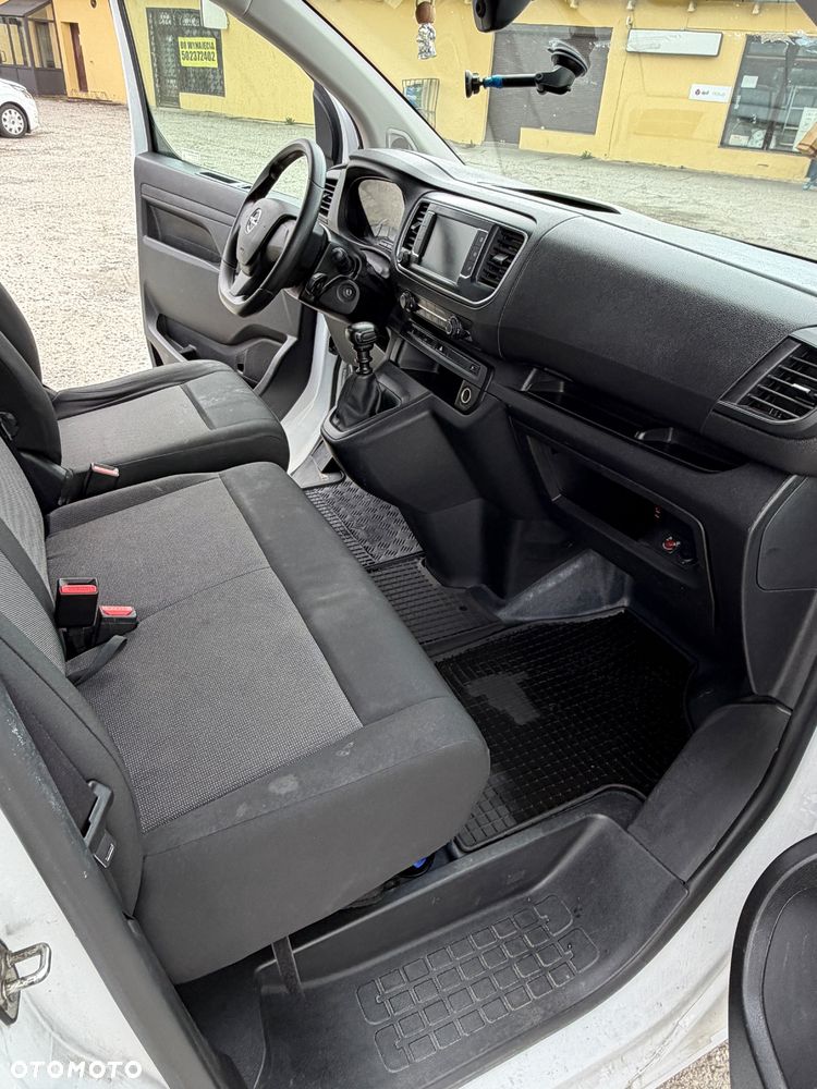 Opel Vivaro - 22