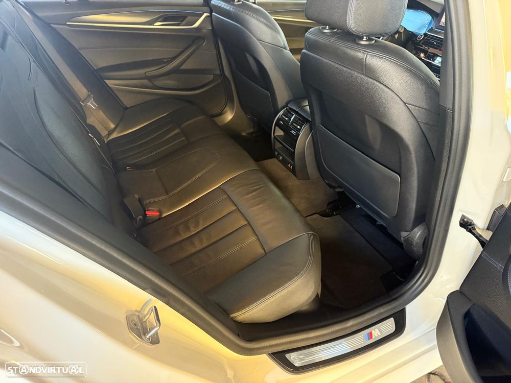 BMW 530 e Pack Desportivo M - 30