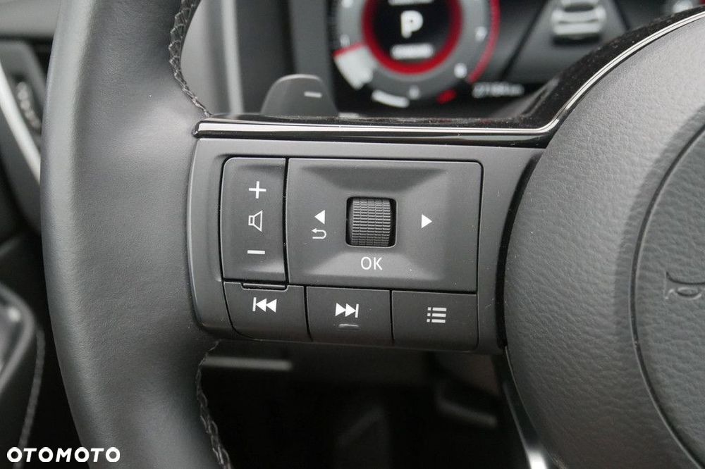 Nissan Qashqai 1.3 DIG-T MHEV N-Connecta Xtronic - 27