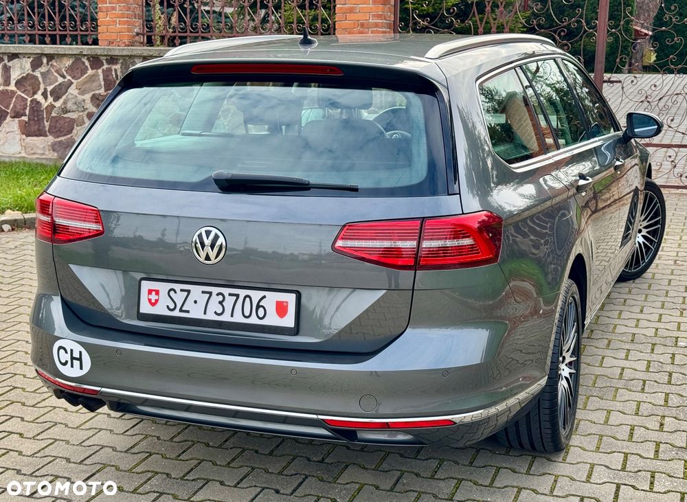 Volkswagen Passat 2.0 TDI BMT 4Mot Highline DSG - 11