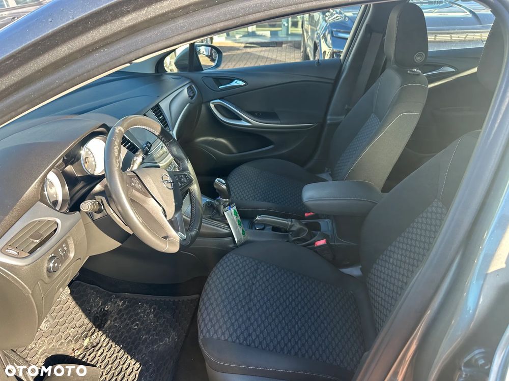Opel Astra 1.2 T Edition S&S - 7