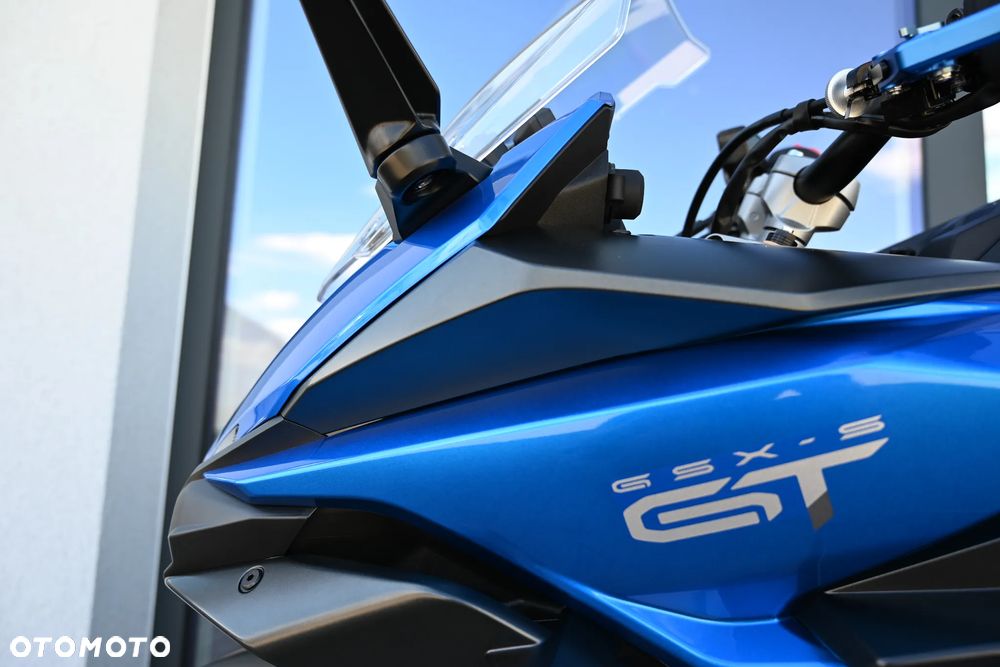 Suzuki GSX 1000 - 19