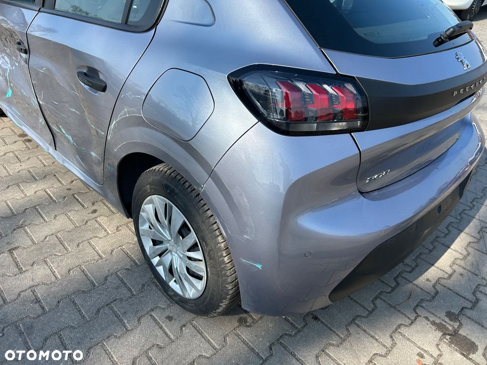 Peugeot 208 - 26