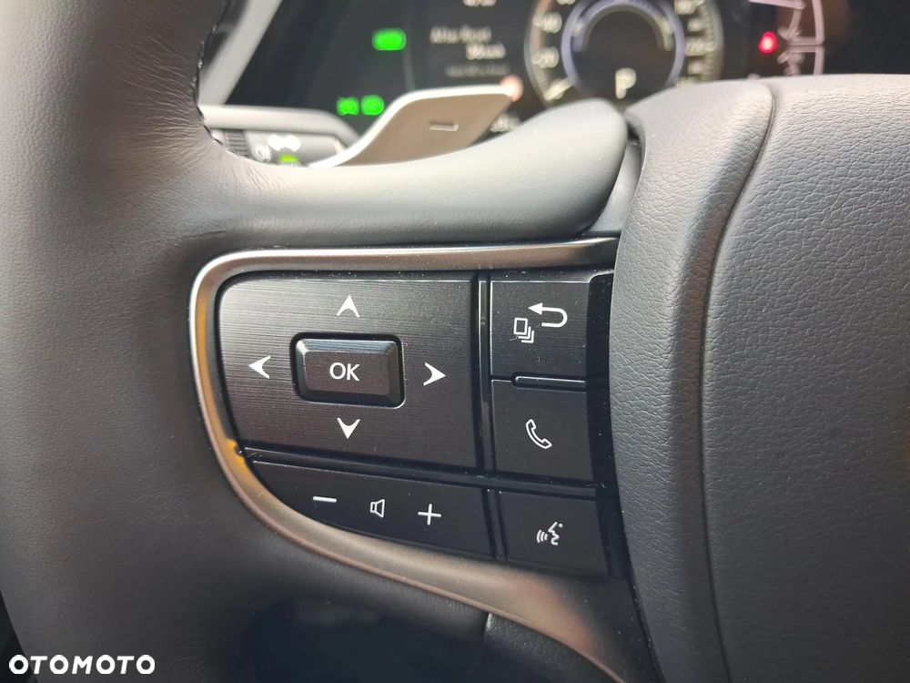 Lexus ES 300h Prestige - 23