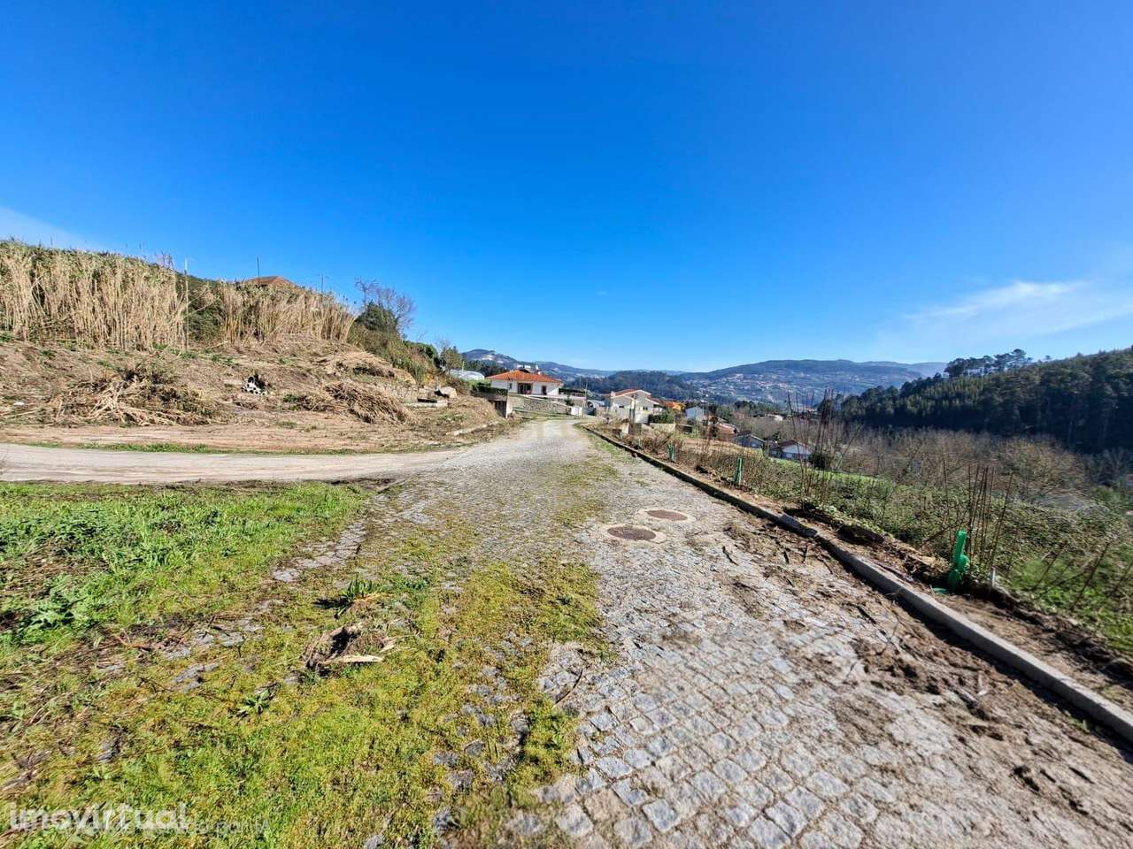 Moradia V3 Isolada em Fornos, Castelo de Paiva Lote 4 - Grande imagem: 3/9