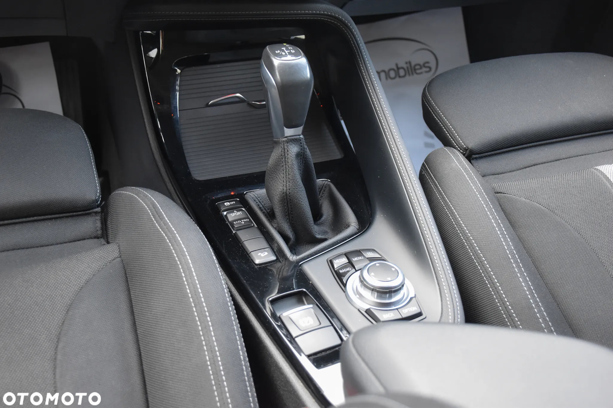 BMW X1 xDrive20i xLine sport - 30
