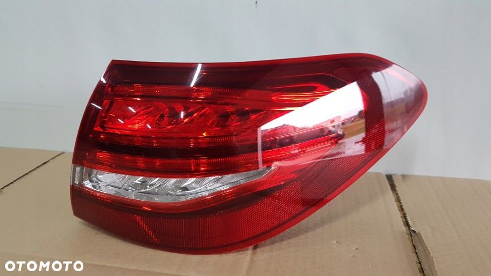 MERCEDES C KLASA W205 LED KOMBI PRAWA TYLNA LAMPA ORYGINAŁ A2059065200 - 2