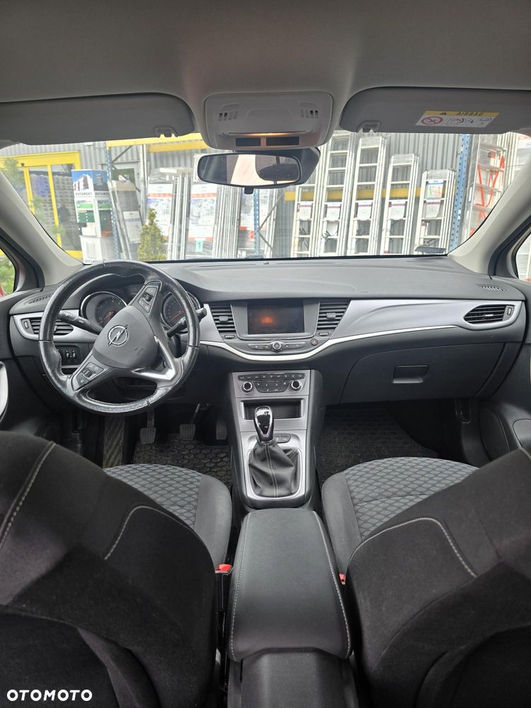 Opel Astra - 4