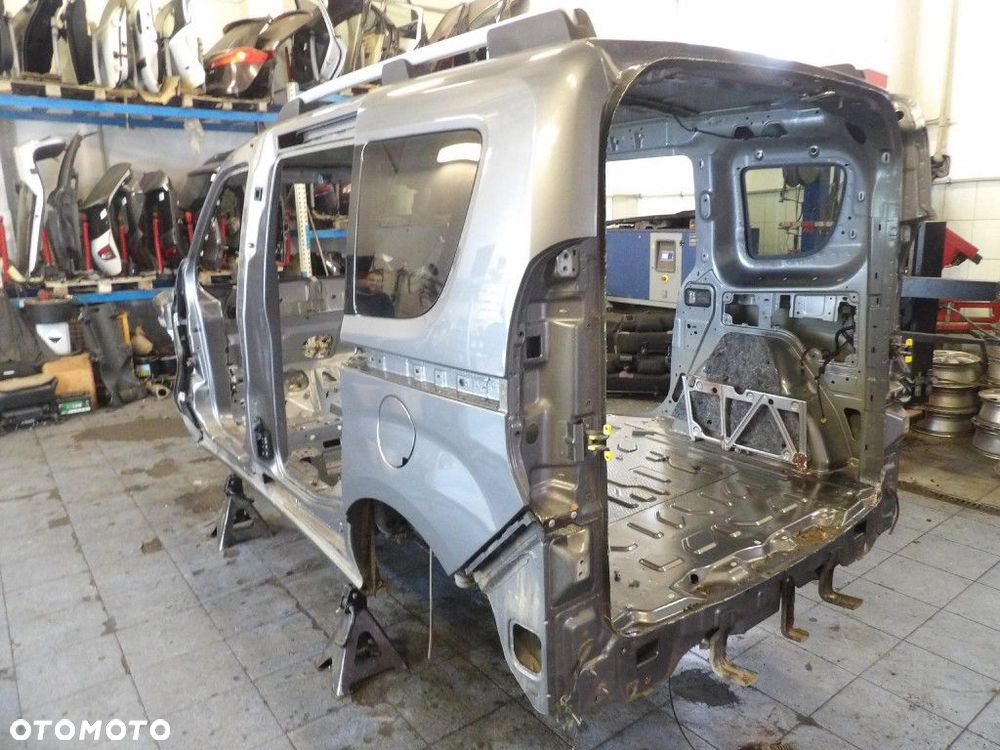 FIAT DOBLO II LIFT BŁOTNIK TYŁ LEWY - 2