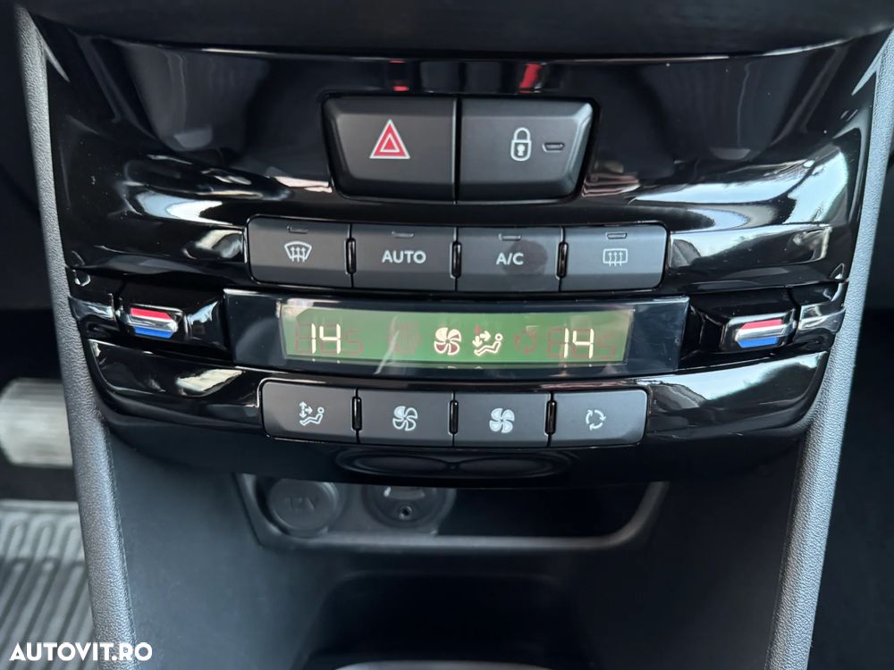 Peugeot 2008 PureTech 110 Stop&Start EAT6 Allure - 25