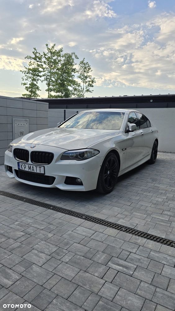 BMW Seria 5 525d xDrive - 1