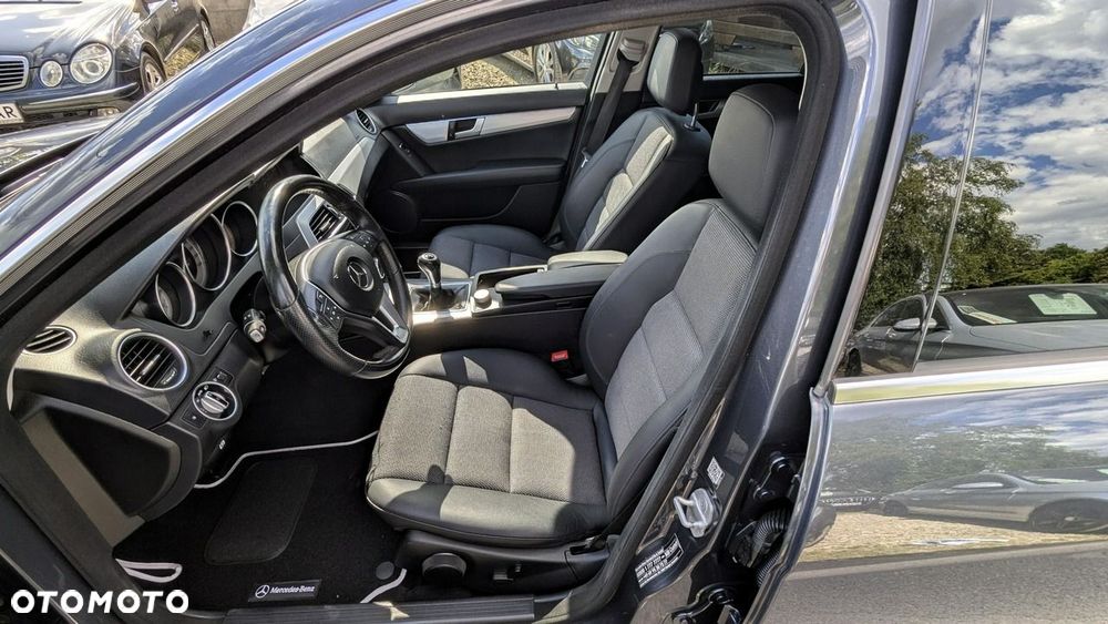 Mercedes-Benz Klasa C 200 CDI BlueEff Classic - 16