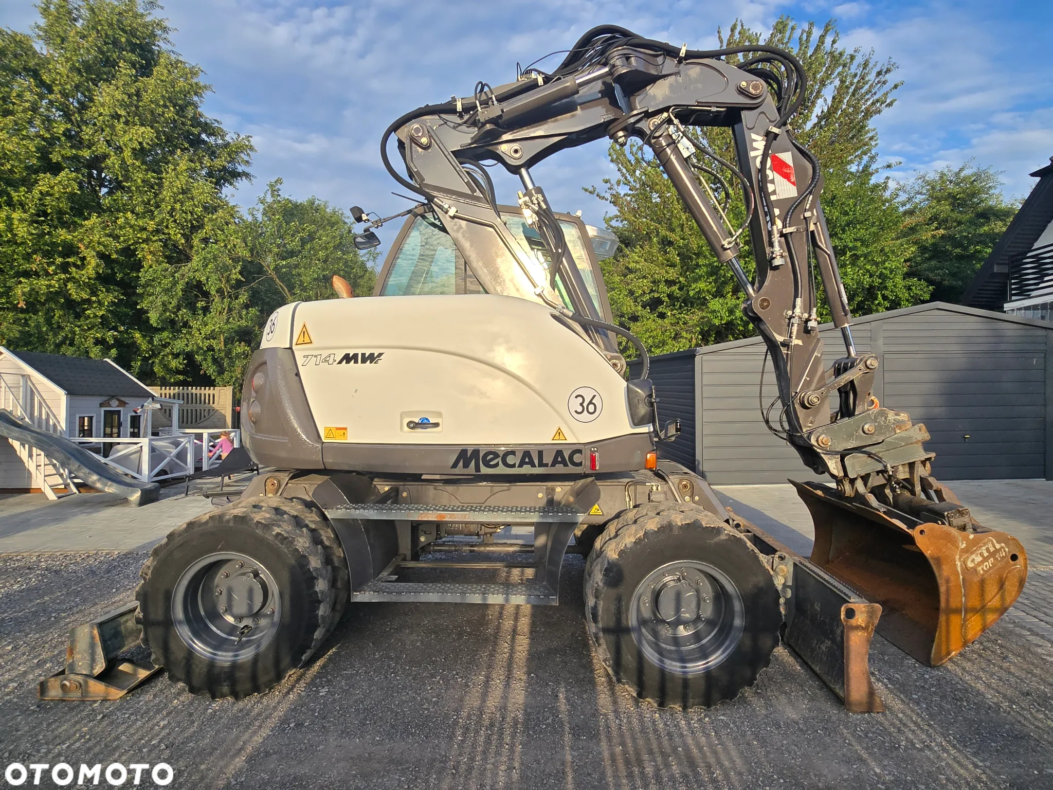 Mecalac 714MWe - 4