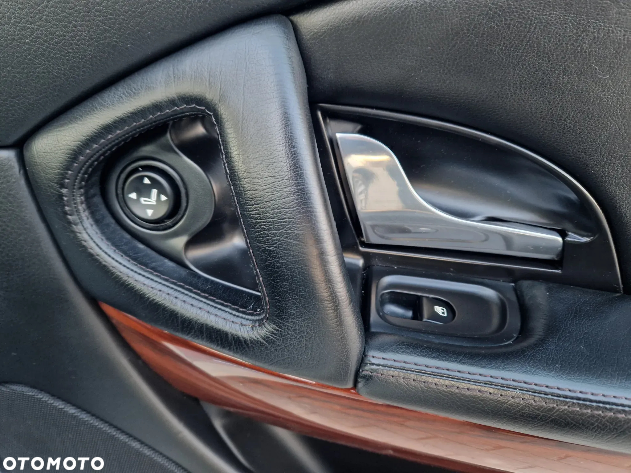 Maserati Quattroporte - 17