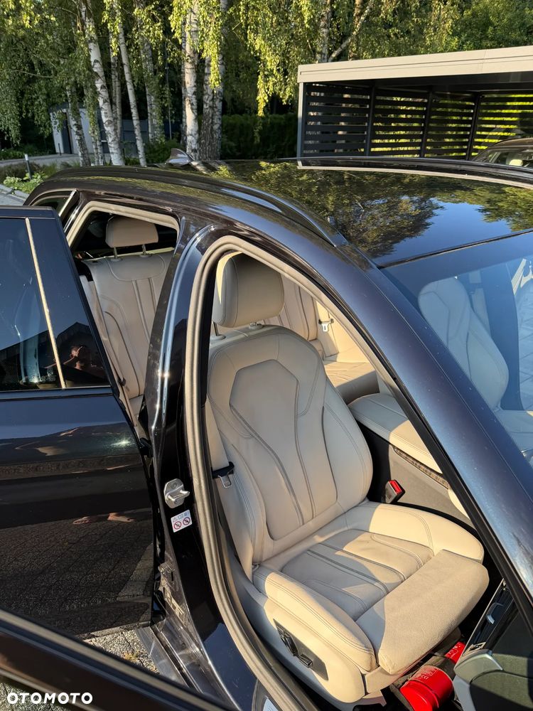 BMW Seria 5 520d xDrive Luxury Line - 9