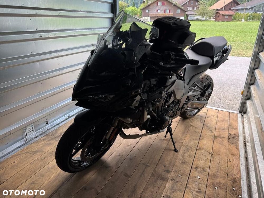 Kawasaki Ninja 1000 SX - 7