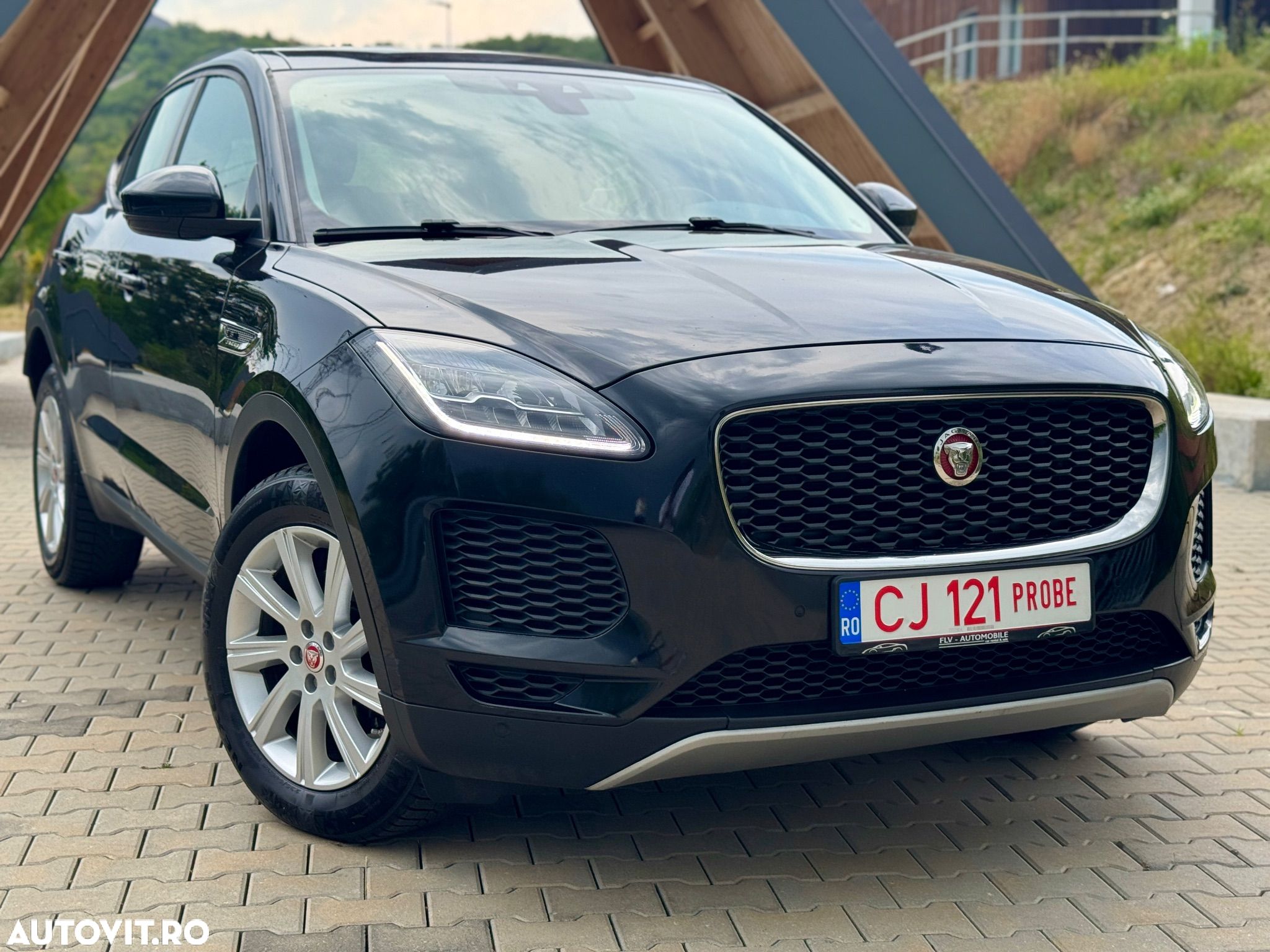 Jaguar E-Pace D150 AWD Aut. - 1