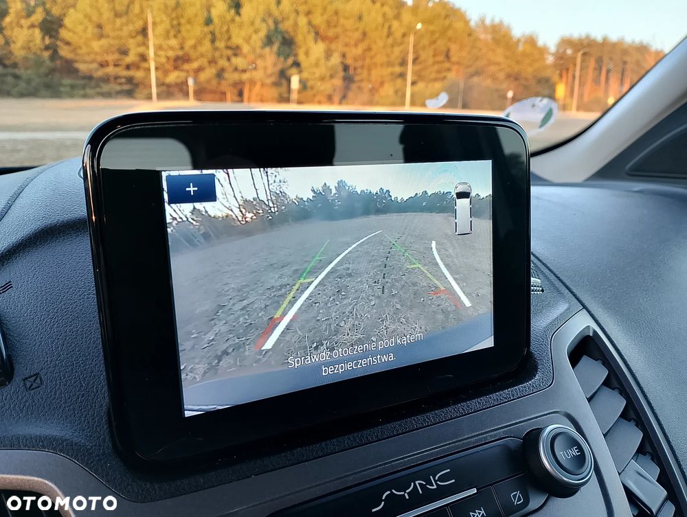 Ford Transit Connect - 28