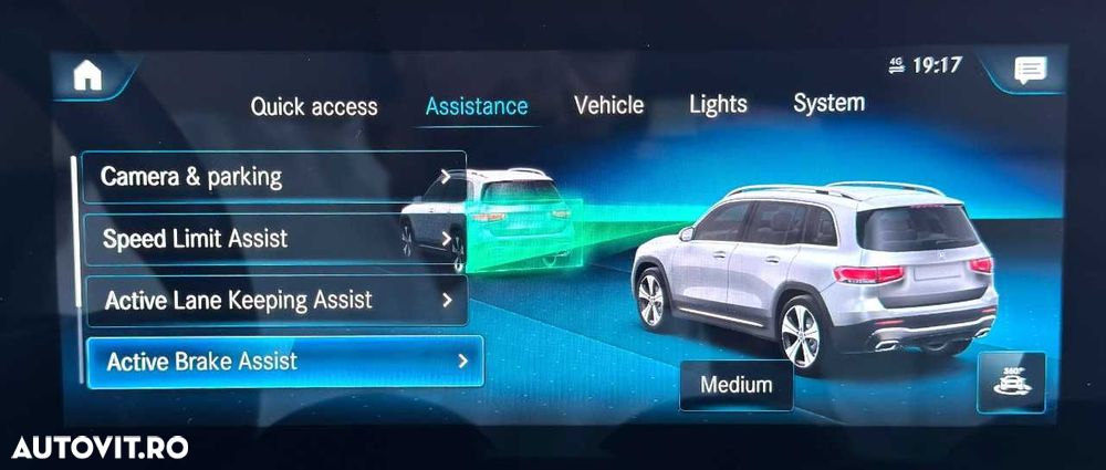 Mercedes-Benz GLB - 38