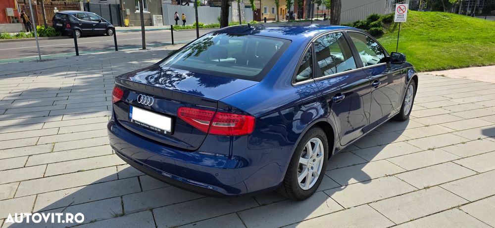 Audi A4 Limuzina 2.0 TDI quattro - 5
