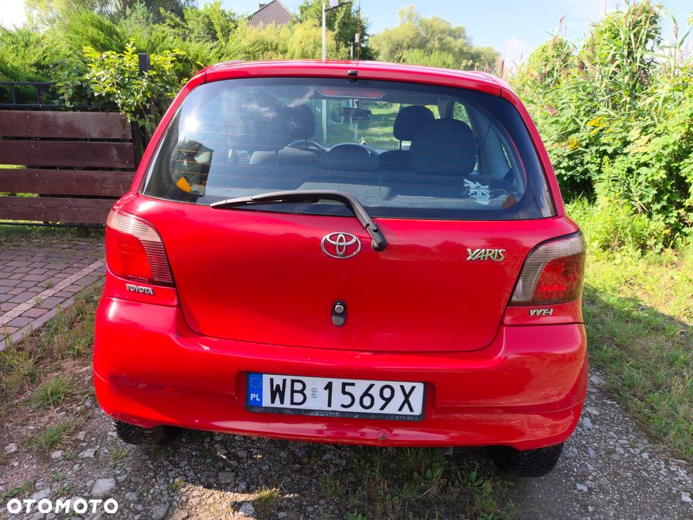 Toyota Yaris 1.3 - 3