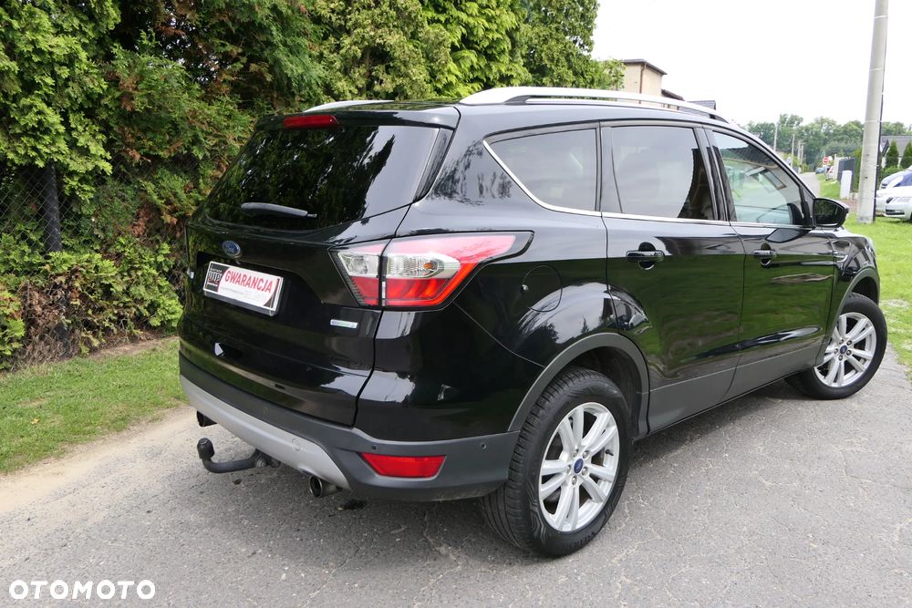 Ford Kuga 1.5 EcoBoost 2x4 ST-Line - 4