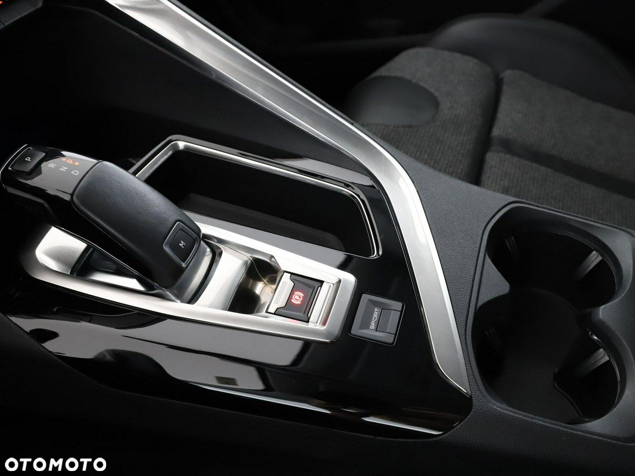 Peugeot 3008 1.2 PureTech Allure S&S EAT6 - 31
