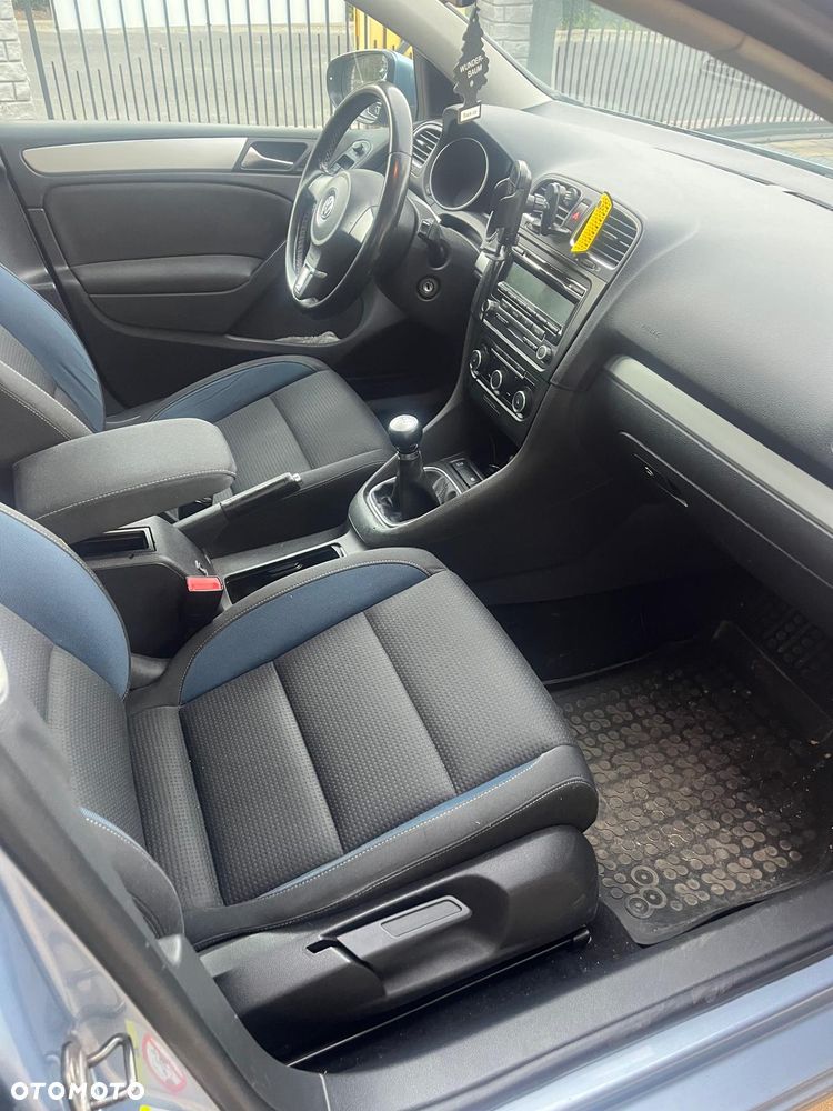 Volkswagen Golf 1.6 TDI Comfortline - 6