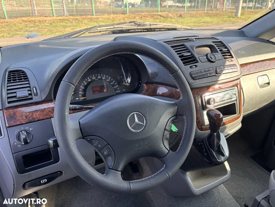 Mercedes-Benz Viano - 8