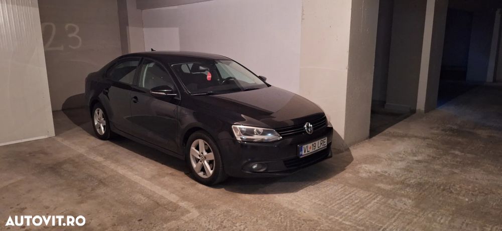 Volkswagen Jetta - 14