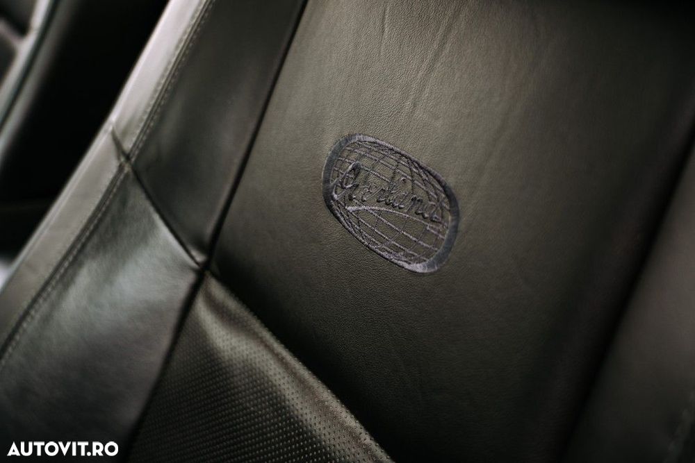 Jeep Grand Cherokee - 34