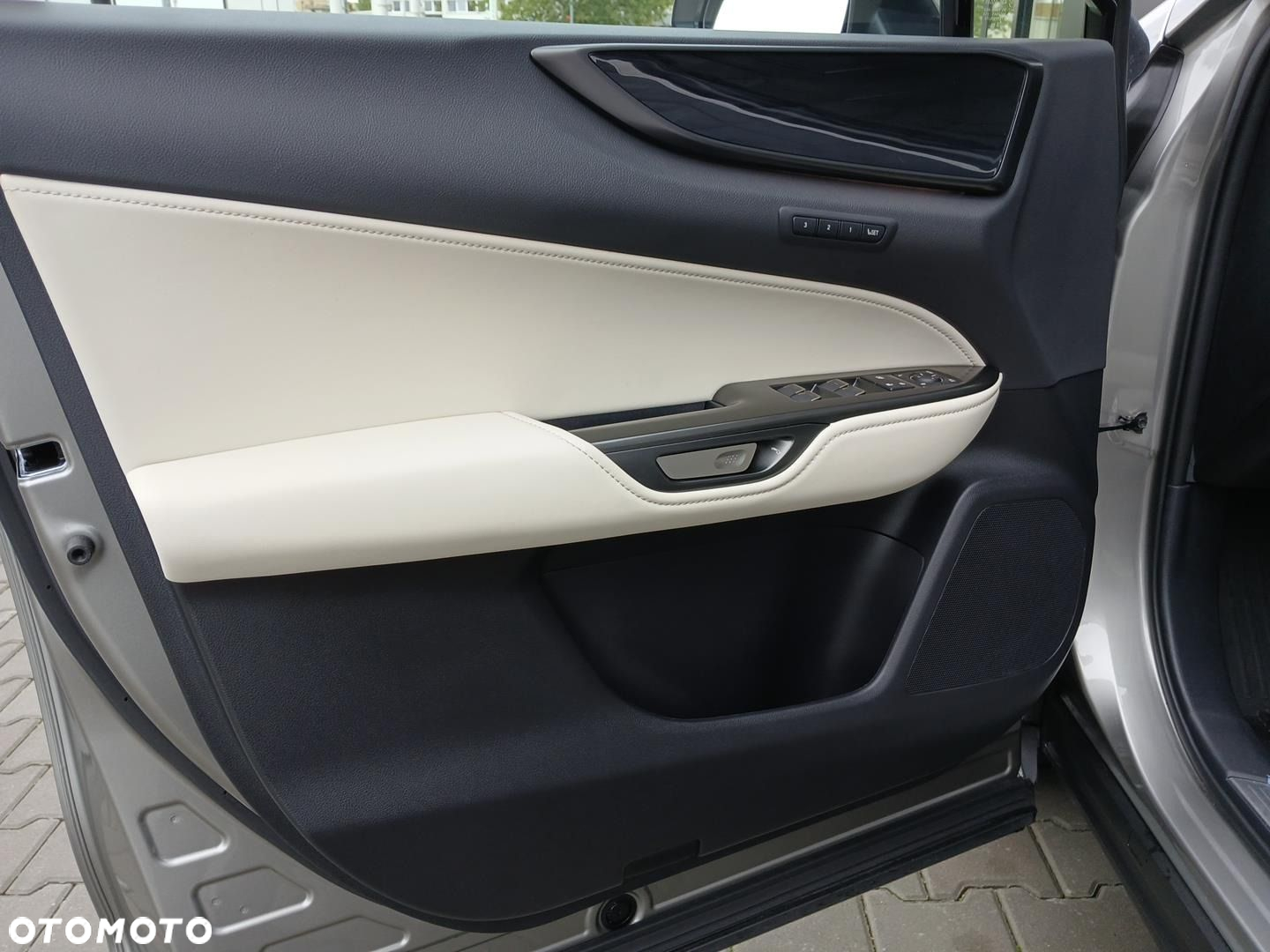 Lexus NX 350h Prestige AWD - 22
