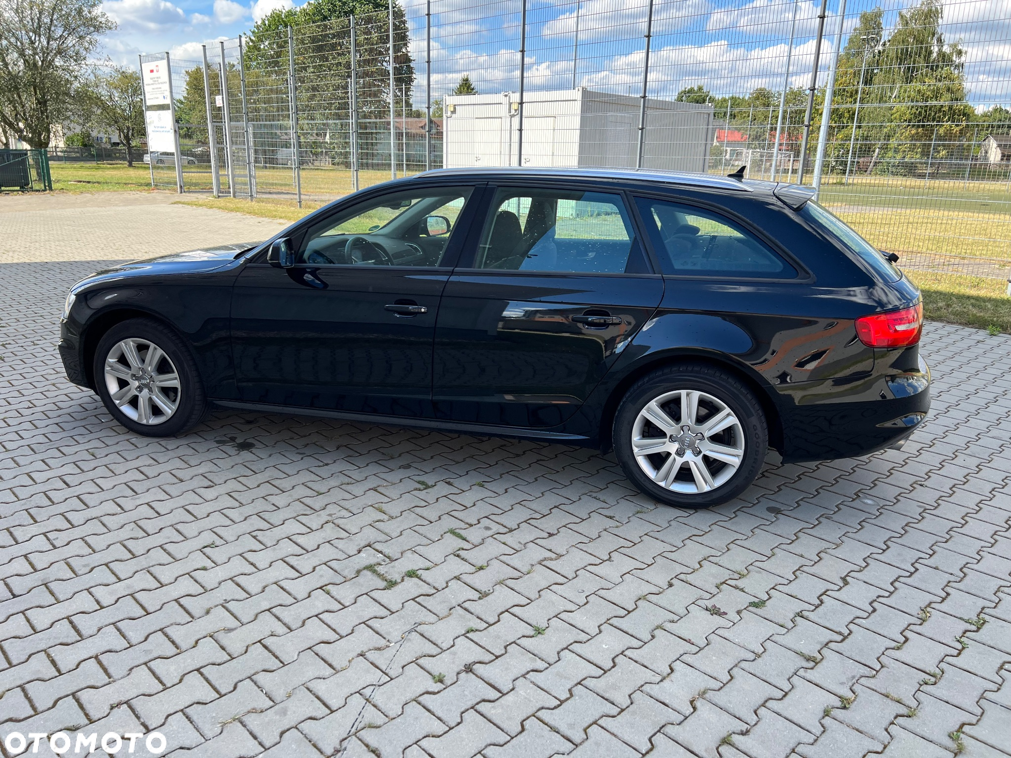 Audi A4 2.0 TDI DPF clean diesel S line Sportpaket - 10