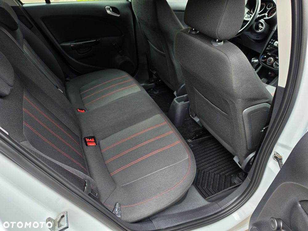 Opel Corsa 1.4 16V Color Edition - 28