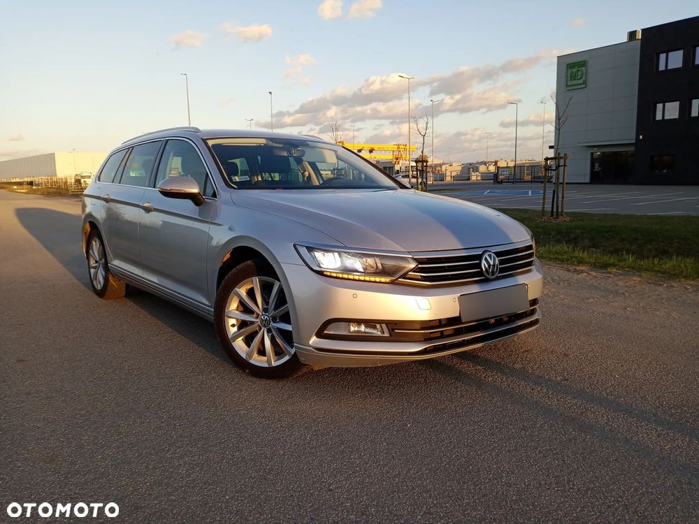 Volkswagen Passat 2.0 TDI (BlueMotion Technology) Trendline - 1