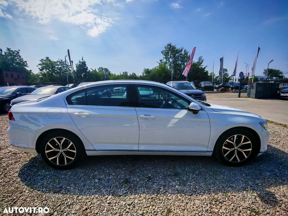 Volkswagen Passat 2.0 TDI DSG Highline - 9