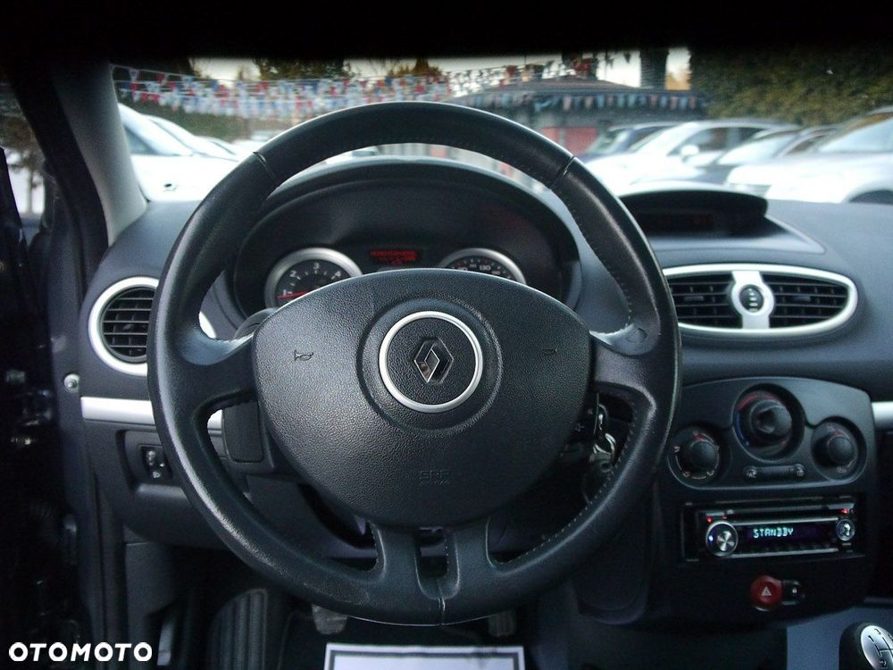 Renault Clio 1.5 dCi Privilege - 14