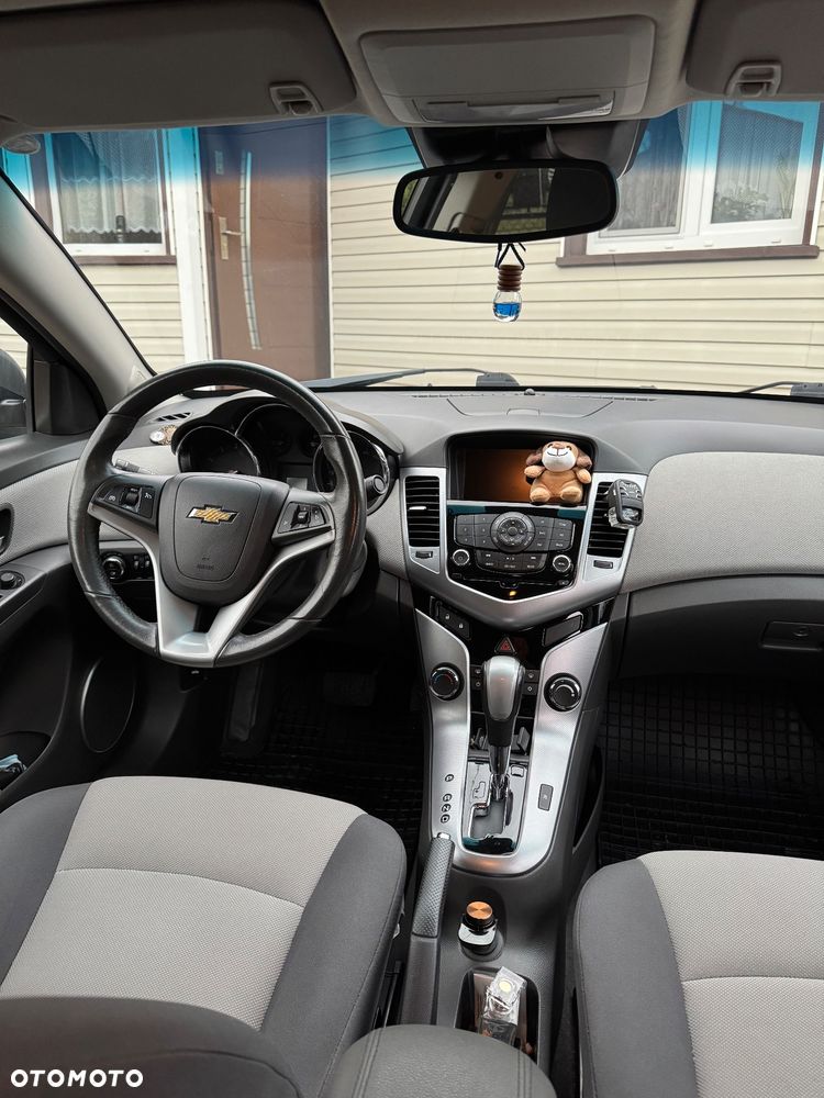 Chevrolet Cruze 1.8 LT - 7