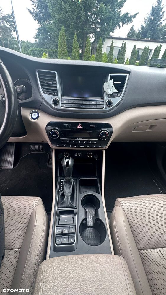 Hyundai Tucson 1.7 CRDI BlueDrive Design 2WD DCT - 15