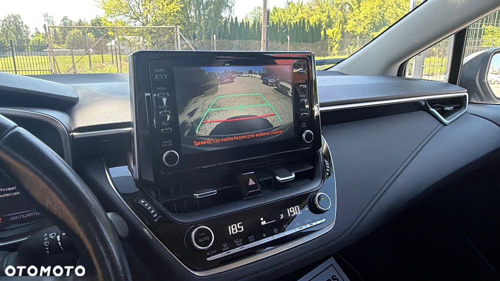 Toyota Corolla 1.8 Hybrid GPF Comfort - 32