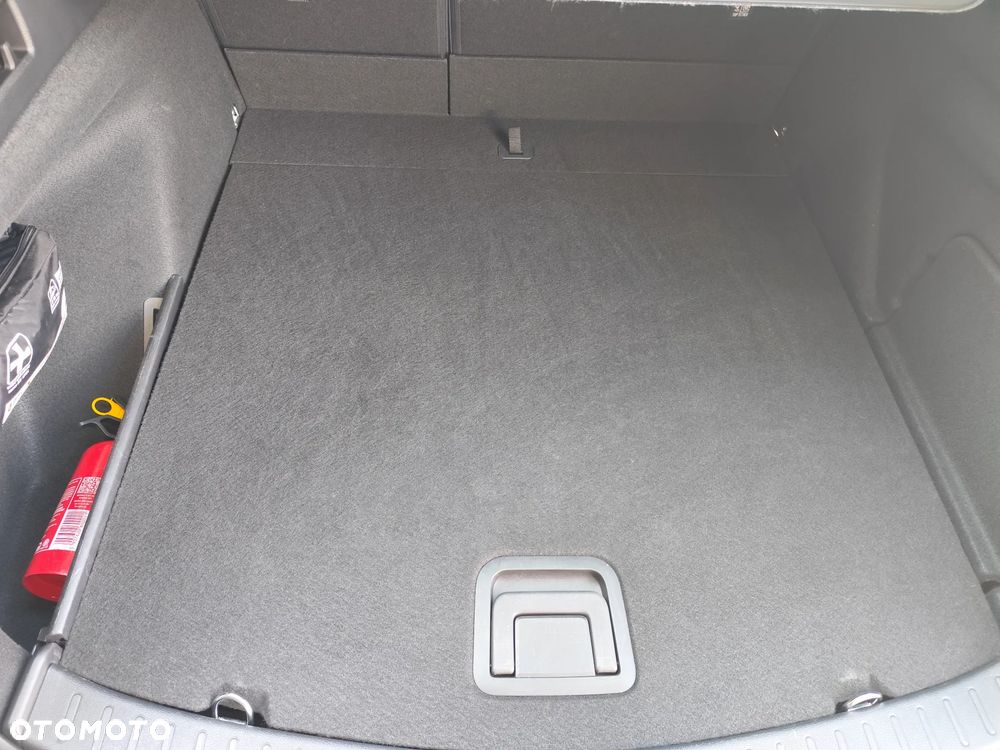 Toyota Corolla 2.0 Hybrid Comfort - 12