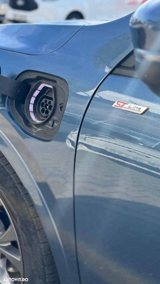 Ford Kuga 2.5 Duratec PHEV ST Line X - 11