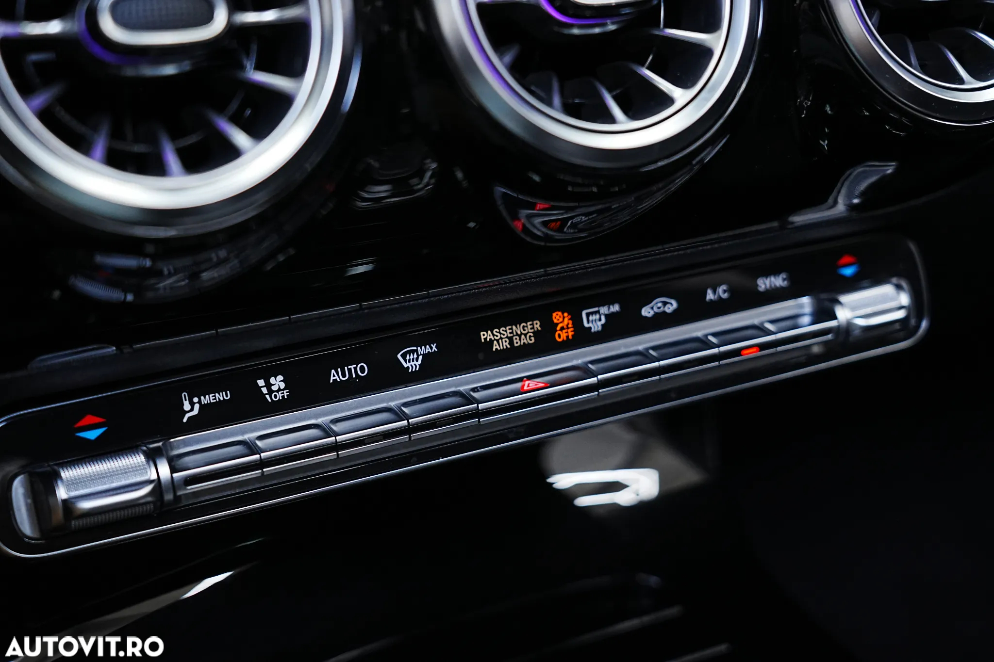Mercedes-Benz CLA 180 7G-DCT Edition AMG Line - 31