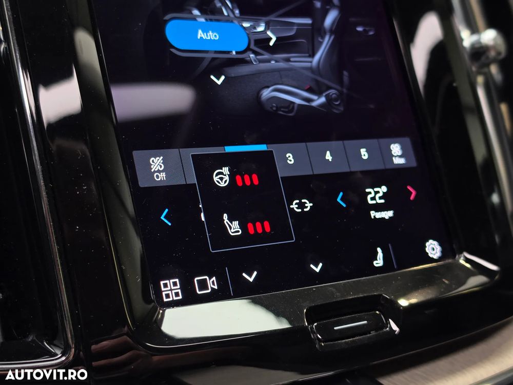 Volvo XC 60 T6 AWD Recharge Geartronic Inscription Expression - 13