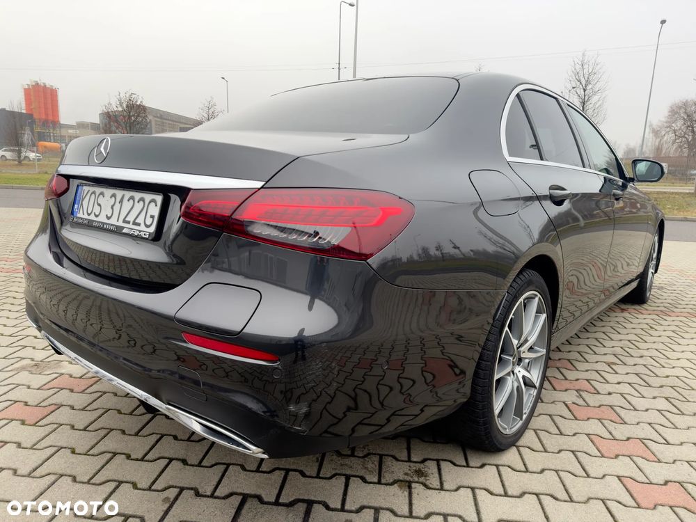 Mercedes-Benz Klasa E 300 de Business Edition - 4