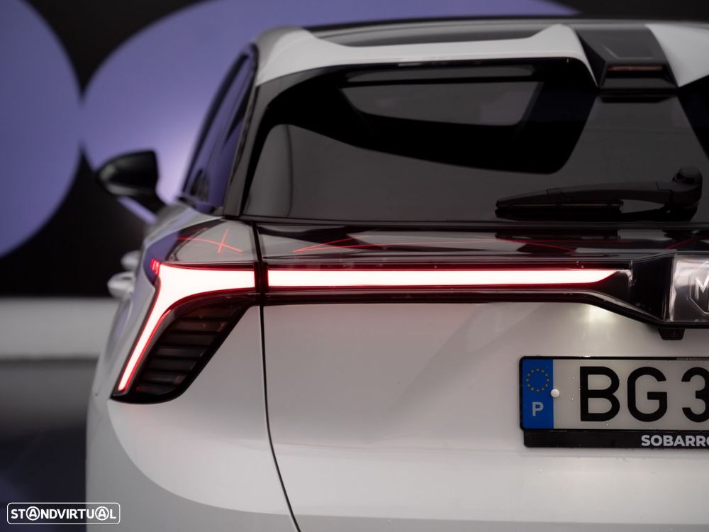 MG MG4 77 kWh Extended Range Luxury - 11