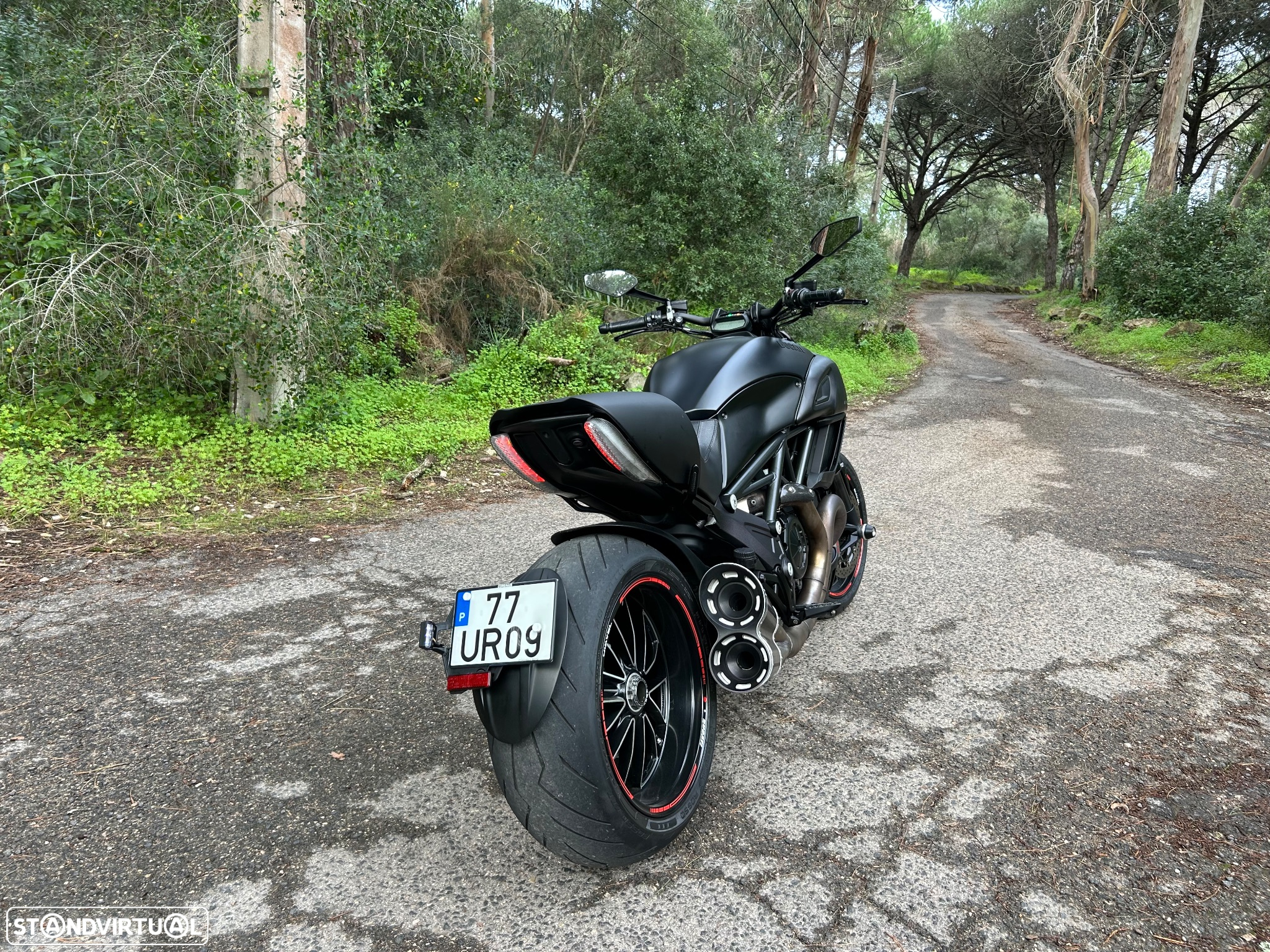 Ducati Diavel 1200 Dark - 10
