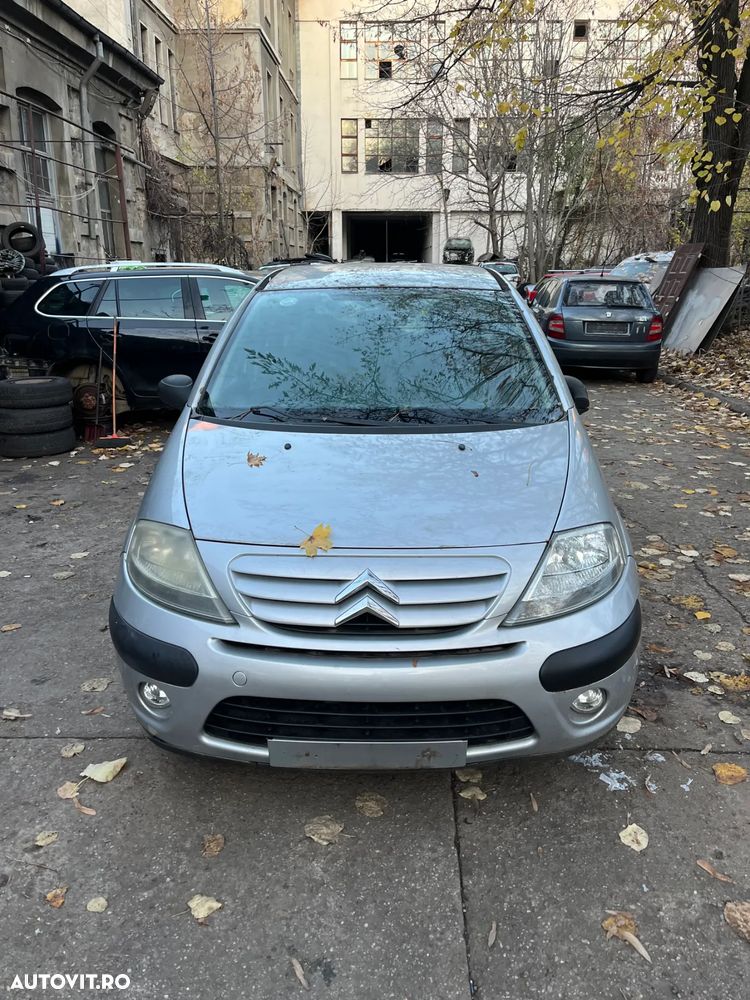 Dezmembrez Citroen C3 200 gri argintiu 1,4 benzina 54KW cod KFV - 6